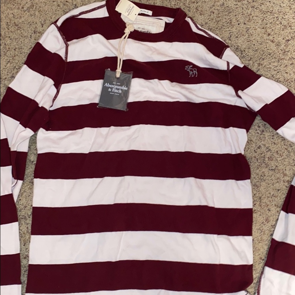 Abercrombie and Fitch XXL red and white striped